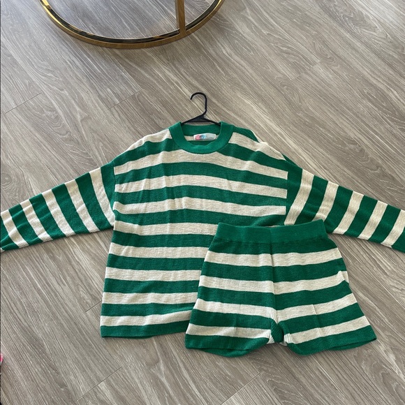 Free people Green and Cream Sweater set - Picture 3 of 5